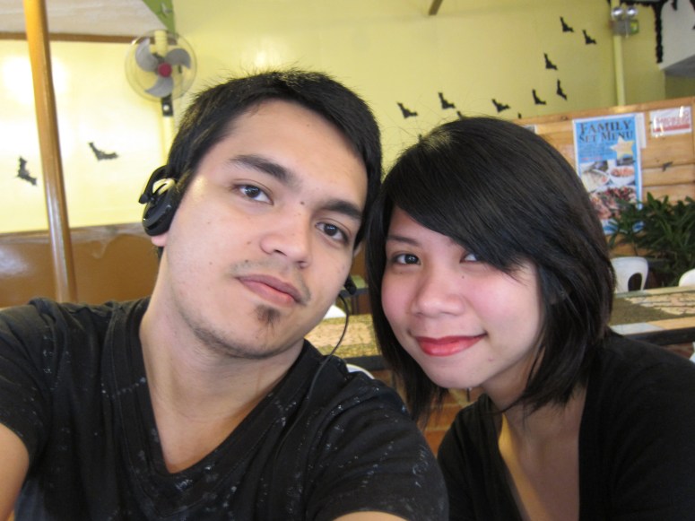 Drew and Kist at Bonitos, October 2011