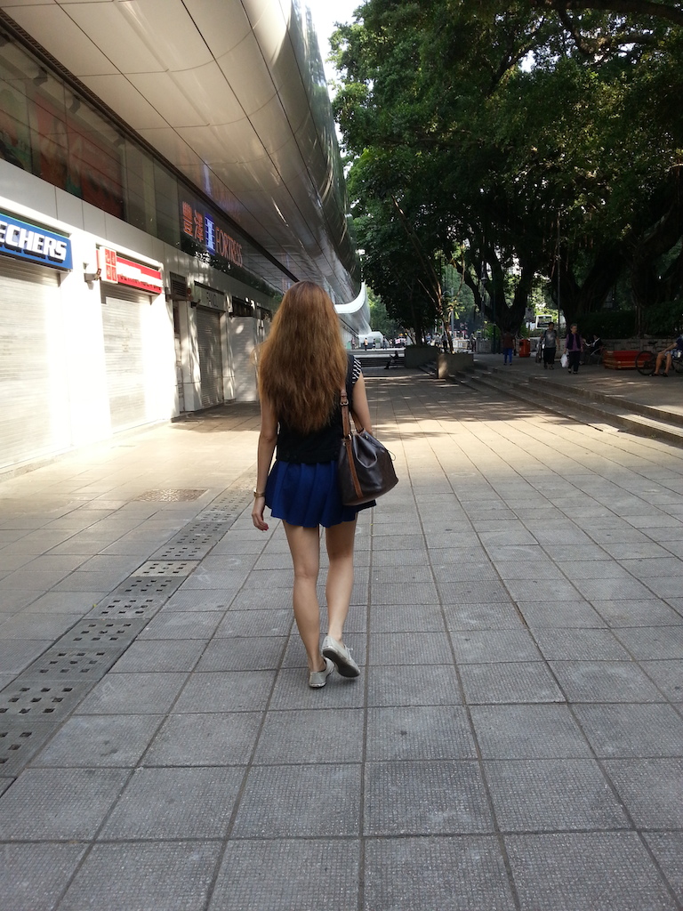 1walking to jordan station