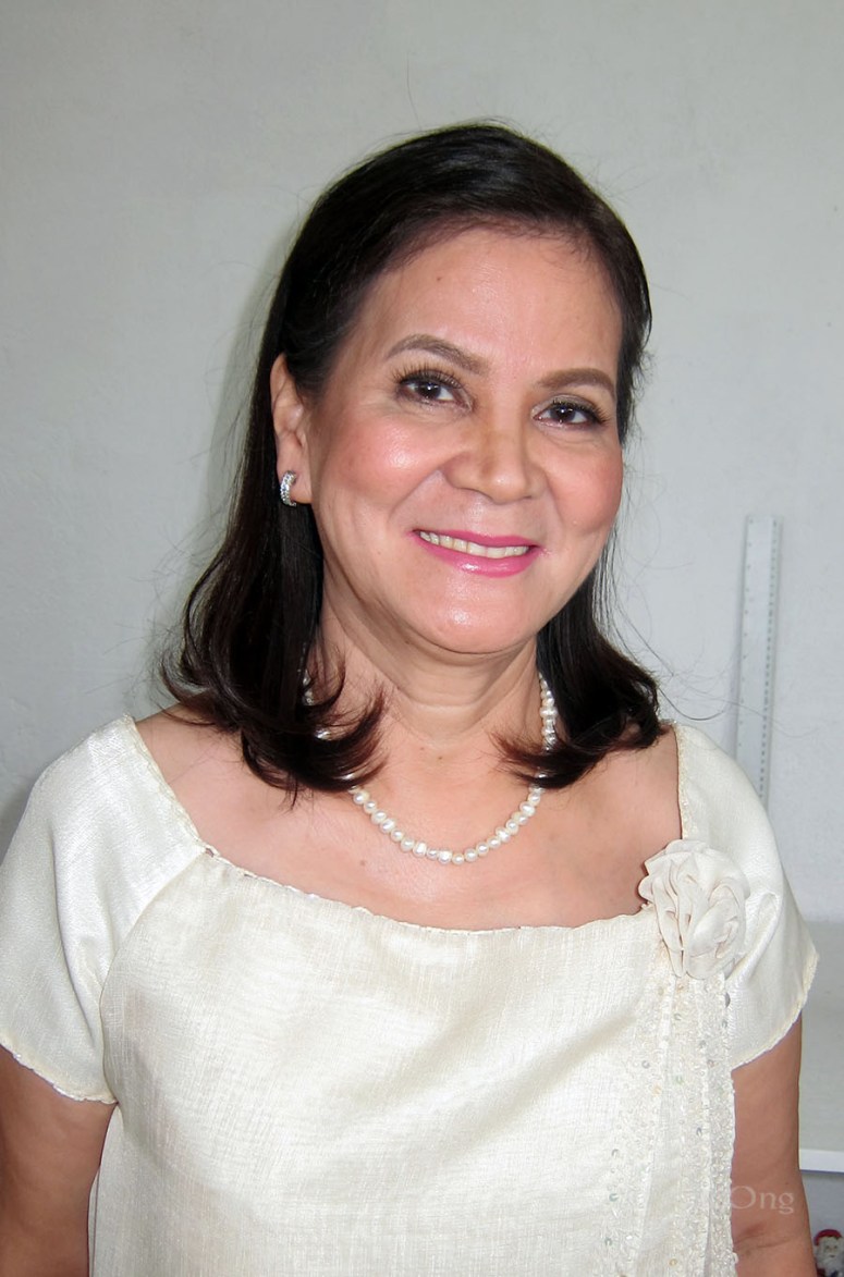 Wedding guest makeup for mommy