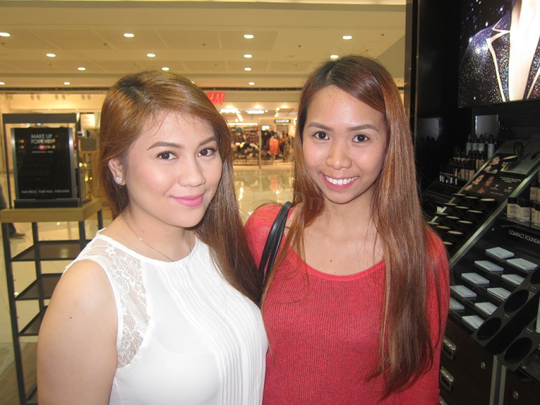 Nelly and Tina dropped by the store too. Did Nelly's makeup for their dinner. LOL